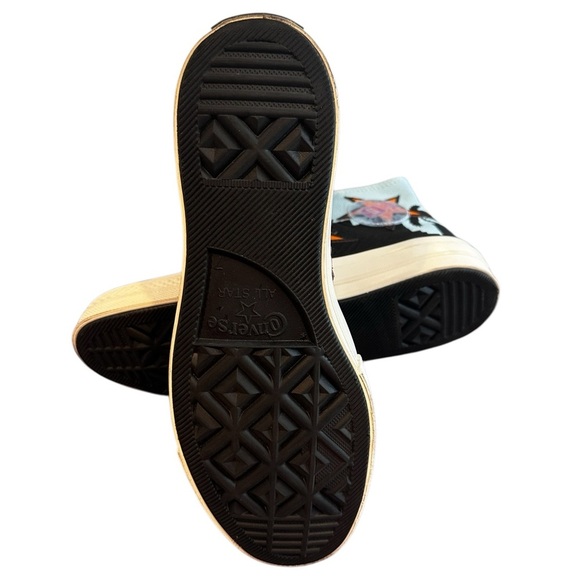 Converse Chuck Taylor High-Tops with White and Black Accents. - Picture 6 of 13